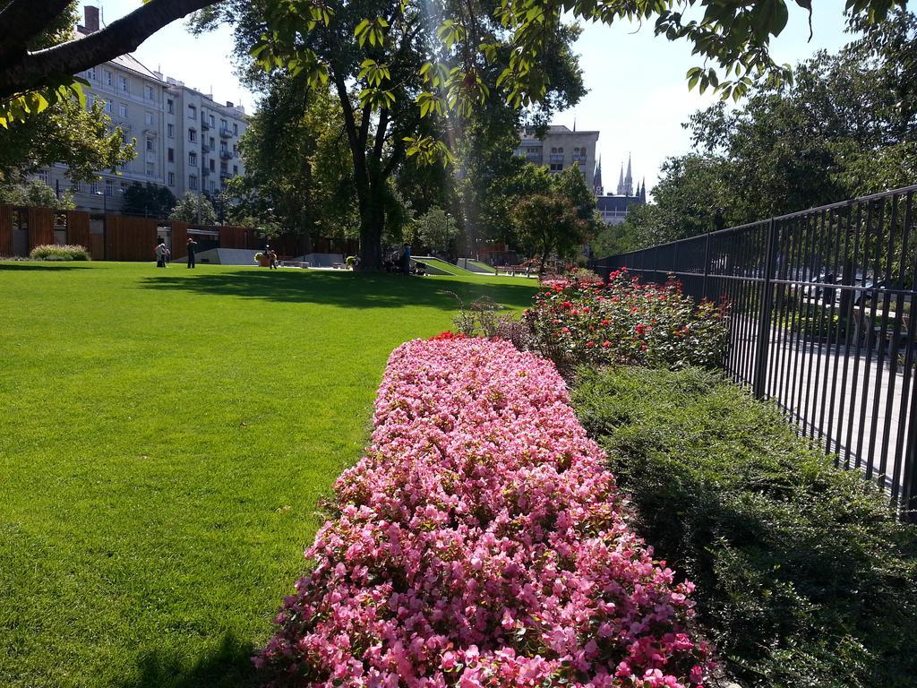 Balaton Delux Apartment Βουδαπέστη Δωμάτιο φωτογραφία